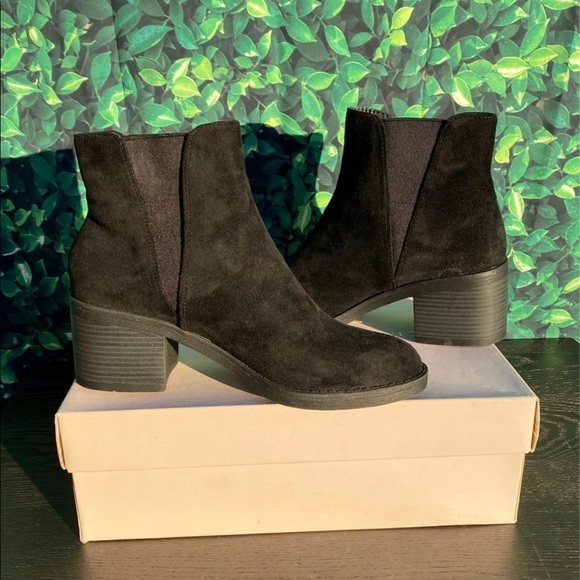 Heeled Boots - Picture 1 of 3